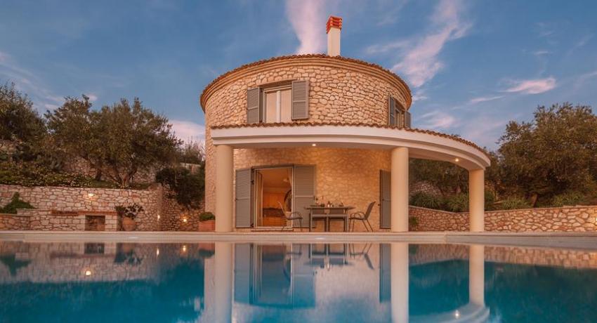 The Round House 